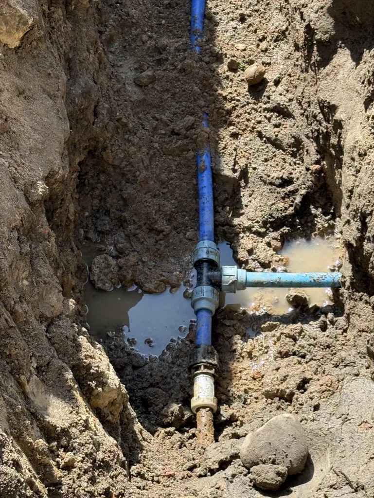 Usuwanie przecieku przyłącza wodociągowego