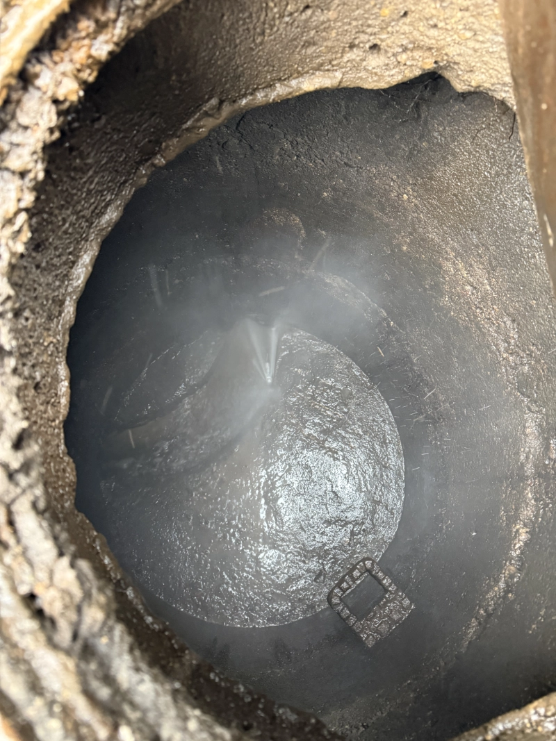 Przepychanie kanalizacji od budynku do studzienki